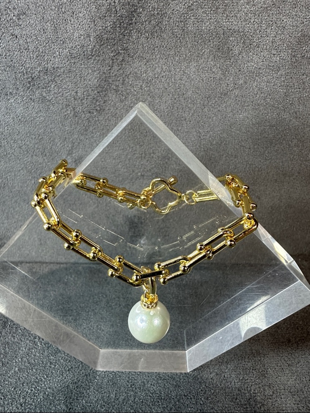 Gold Chain Bracelet with Pearl Charm